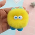 Clip de ventilación de auto monstruo peludo amarillo, linda decoración interior felpa. - Monstruo Verde de Dos Patas / Amarillo