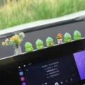 Cute green dinosaur car dashboard ornaments resin figures and mini flower vase decoration set. - Yellow Begonia + Orange Flower Pot + 5 Dinosaurs