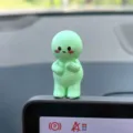 Bonita pequeña figura verde para salpicadero de coche, accesorio decorativo kawaii muy tierno. - Figura verde (adhesivo incluido)