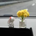 Cute rabbit car dashboard ornament with yellow flower vase, creative interior decoration item - Sniffing Rabbit + Yellow Gypsophila Vase