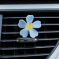 Cute blue flower car air vent clip aromatherapy, stylish car perfume ornament for interior decoration. - Rotating Small Flower (Blue Gradient)