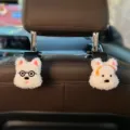 Leuke pluche hond autostoel haak multifunctionele hoofdsteun hanger auto accessoire - Bril Puppy + Hoofdtelefoon Puppy