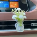 Auto Lueftung Vasen Aromatherapie Parfuem weisse Blume Ornament fuer Innenraum - Weißes Schleierkraut