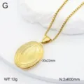 Collier pendentif médaillon ovale plaqué or en acier inoxydable avec chaîne boîte, rétro. - Pendentif Médaillon Personnage Ovale / Or