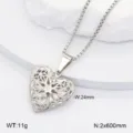 Collier pendentif médaignon cœur en acier inoxydable pour couple, bijoux élégants et durables. - Médaillon Cœur Ajouré / Argent