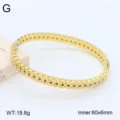 Superbe bracelet jonc cœur en acier inoxydable doré avec strass, détail 60x6mm. - Or 18 carats / 11