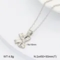 Vue détaillée du collier pendentif nœud en acier inoxydable avec dimensions et chaîne fine. - 7 Acier