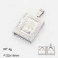 Vue detaillee du pendentif medaillon argente ouvrable avec motif d'arbre en relief. - Style 10 (Relief Arbre)