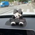Süße Panda Auto temporäre Parkkarte mit schwarz-weißer Karos Schleife und Handynummer. - Panda mit schwarz-karierter Schleife - Schwarzes klappbares Parkschild / Schwarz