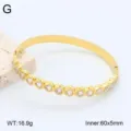 Bracelet jonc cœur en acier inoxydable, détail de bijoux en acier titané doré élégant. - Or 18 carats / 13