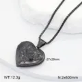 Collier pendentif médaillon cœur en acier inoxydable noir avec motif rose gaufré chaîne. - Médaillon Cœur Lettre / Noir
