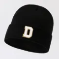 Black knitted beanie hat with letter D patch, warm winter streetwear casual cap for men - Adjustable / Letter D