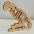 Handgefertigtes Papageien-Puzzle aus Holz mit personalisierter Namensgravur Deko - Papagei