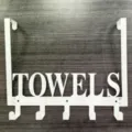 Durable white metal over-the-door towel rack with 5 hooks and TOWELS cutout design - 34x26cm / TOWELS White