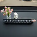 Lindo Conejo Coche Tarjeta De Estacionamiento Temporal Placa Aromaterapia Negro SKU - Placa de aparcamiento de aromaterapia negra con conejo que huele flores y florero de durazno rosa