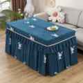 Rechteckige Tischdecke mit süßem Hasenmuster und Rüschen für Wohnzimmer und Tischdekoration. - Dunkelgrün