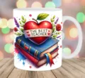 Detaillierte Ansicht der 'The Best Teacher' Keramiktasse mit Herz-Apfel und Bücher-Motiv - Apfel Bücher Banner Stil (P 14) / 301-400ml