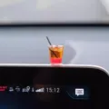 Mini Cocktail Auto Ornament süße Armaturenbrett Dekoration Harz Spielzeug für den Auto - Eistee Schwarz