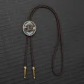 Λεπτομέρεια vintage bolo γραβάτας με αετό και καφέ πλεκτό κορδόνι σε στυλ γουέστερν - Σκούρο Καφέ