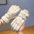 Winter warm thick ski gloves for women and men, windproof outdoor thermal riding gloves. - One Size / Beige