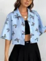Camisa corta de manga corta con estampado de mariposa azul claro mujer verano moda top. - S / Azul