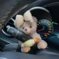 Lindo oso de peluche decoración de limpiaparabrisas de coche muñeca con lazo y caramelo - Oso Pardo con Lazo de Letra Marrón y Caramelo