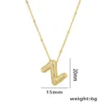 Detailansicht der goldenen Halskette mit Z-Anhänger, 20 mm Höhe und Pavé-Zirkonia-Steinen - Anhänger Ohne Kette (Stil Z) / Gold