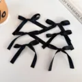 Detalle de lazos de cinta negra, perfectos para manualidades DIY y envoltorios de regalos. - Accesorio de Lazo / 7.5cm (1 Pieza/Paquete) / Negro
