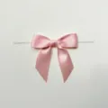 Fiocco in raso rosa con fascetta metallica per confezioni dolciarie cesto regalo SKU - 2.5x9x9cm / Rosa pelle