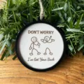 Lustige Secret Santa Weihnachtskugel mit Strichmännchen und 'I've Got Your Back' Gravur - Geheimes Ornament 5 / 10cm