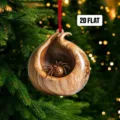 Detailreiches flaches 2D-Acryl-Weihnachtssiegel mit Holzmaserung und Spinnenmuster - Spinne im Baumloch (11)