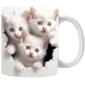 Weißer Keramikbecher mit lebendigem 3D-Druck von drei weißen Kätzchen, die durchbrechen. - 301-400ml / Drei Weiße Katzen Bruchloch Stil (cat11)
