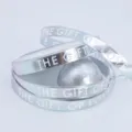 Cinta de embalaje de regalo plateada, 1,0 por 10 yardas, cinta decorativa para ramos y tortas. - Estilo Estampado Plata THE / 1.0cm x 10 Yardas / Plateado