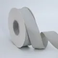 Rollo de cinta de raso de poliéster gris claro para envolver regalos y decoracion de ramos - 2,5 cm * 25 Yardas / Gris