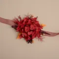 Precioso corsage de muñeca de flores preservadas hecho a mano accesorio de boda detalle - Flor de Muñeca Rojo Naranja