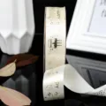 2.5cm weisses goldenes geburtstag torte muster band fuer geschenkverpackung deko - Beige