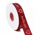 Nastro in poliestere rosso da 2.5cm con stampa cuore dorato e testo Just For You per regali - Borgogna