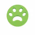 Green silicone pet hair remover, round paw shape laundry catcher, diameter 8.5cm reusable tool. - Classic Round / Green