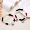 Halloween-Perlenarmbänder mit Spinne und magnetischem Herz für Paare, 2er-Set Geschenk - Rosa Schwarz Weiß Perlen Spinne Stil (BR23Y0524)