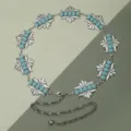 Dettaglio di una cintura vintage in metallo argento con pietre turchesi a fiori - Stile Turchese Etnico Argento (18)