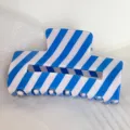 Pinza para el pelo con rayas azules y blancas para peinados veraniegos elegantes - Cuadrado / Azul