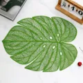 Πράσινο σουπλά PVC φύλλο monstera διάτρητο ανθεκτικό θερμότητα τραπέζι ντεκόρ - Σουπλά φύλλο μονστέρας με τρύπες από πράσινο PVC