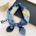 Blauw gele paisley kleine vierkante sjaal, vintage katoen linnen hoofddoek nek sjaal - Marineblauw geruit / 58