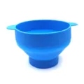 Collapsible silicone microwave popcorn maker bowl with ergonomic handles detail shot - With Handle / Teal