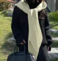 Beige gebreide nep kraag sjaal omslagdoek, stijlvolle warme gebreide wintervariant. - Wit