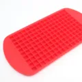 Bandeja de hielo de silicona roja de 160 rejillas, molde cuadrado pequeño de 1cm para hielo. - Rojo