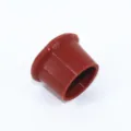 Vista detallada del tapón de botella de silicona, flexible para conservación de vino. - Café