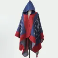 Ethno-Stil marineblau rot farbblockierte Kapuzenstrickponcho für Damen Herbst Winter - 135*150CM / Rot und Blau