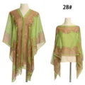 Grüner Paisley-Strandschal aus Chiffon mit Perlenknöpfen in zwei Tragevarianten - Bright Green Paisley
