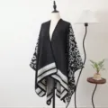 Gebreide sjaal met luipaardprint poncho cape van imitatie kasjmier - Moderne luipaardprint sjaal met split - zwart-wit